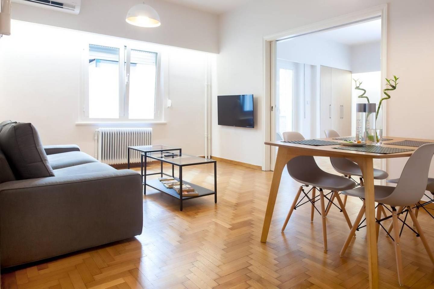 Toni'S 2Bd Home In Centre, 15 Sec To Metro Atenas Exterior foto
